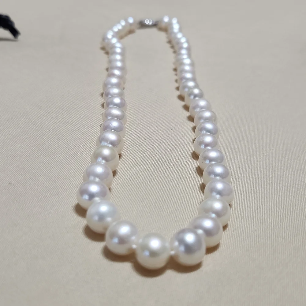 Pearls - Picture 3 of 4